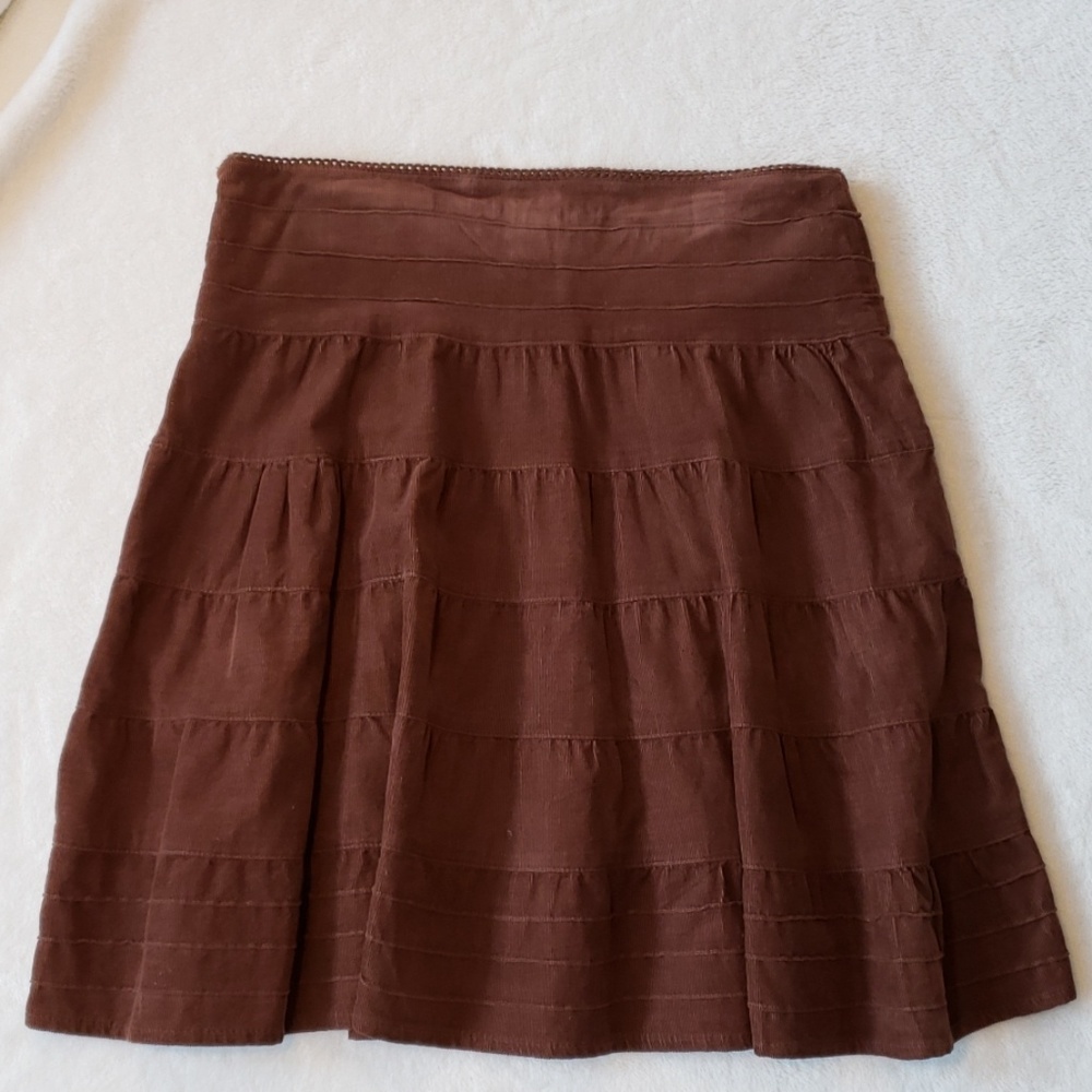 Super cute just above the knee brown cordery skirt